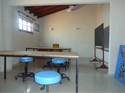 Oficina en alquiler para coworking en Villa Aurelia 4