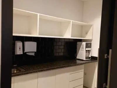 Office for sale with rental income in Corporate Building, Shopping del Sol area 4