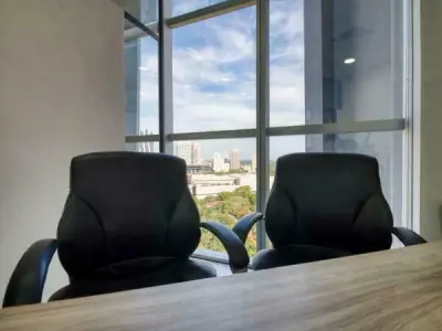 Sala Comercial à Venda no WTC, Ycua Sati, Assunção 2