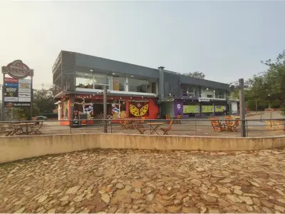 Passeio comercial à venda em Lambaré 2