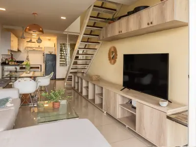 Penthouse en alquiler con 3 dormitorios en San Vicente 2