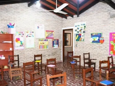 Propriedade comercial de frente a frente à venda, San Lorenzo 4