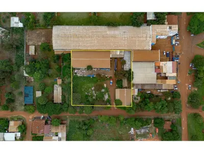 Propiedad comercial e industrial en venta en Minga Guazú 4