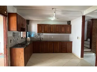 Propriedade comercial para alugar em Laurelty, Luque 4