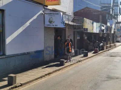 Propriedade comercial à venda com 11 salas e casa em San Lorenzo 3