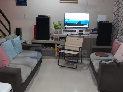 Propriedade comercial à venda com 11 salas e casa em San Lorenzo 4