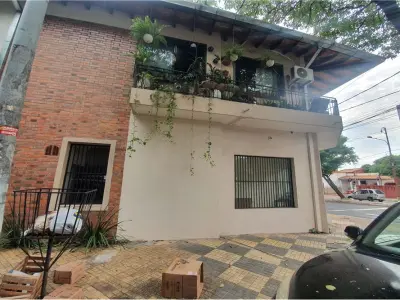 Propriedade comercial à venda com 3 apartamentos e 4 salões 4