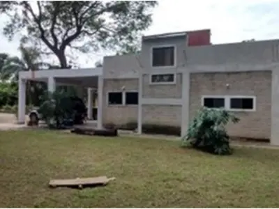 Commercial property for sale in San Lorenzo, Central 2