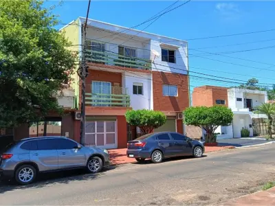 Propiedad comercial multifuncional en venta en Encarnación 3
