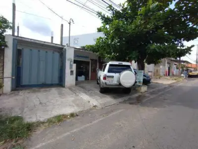 Propiedad de dos plantas en venta en Fernando de la Mora 2