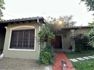 Propiedad de inversión en venta sobre Av. Boggiani, Villa Aurelia, Asunción 2