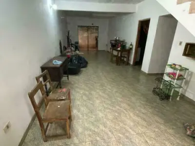 Propiedad en venta en Lambaré con dúplex y chalet independientes 4