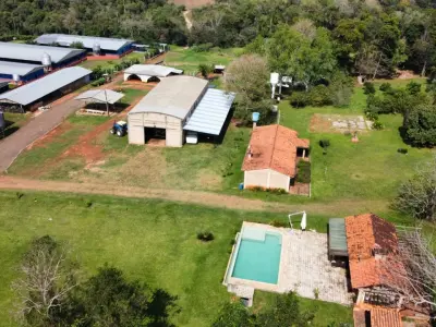 Propiedad rural de 50 hectáreas con infraestructura industrial en Coronel Oviedo 2