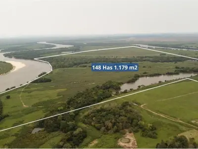 Propiedad rural en venta a orillas del Río Tebicuary, Caapucú 3