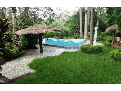 Quinta para alugar em Piribebuy com piscina e quinchô 3