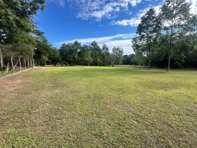 Quinta à venda com 6 suítes e arroio em Loma Grande 3