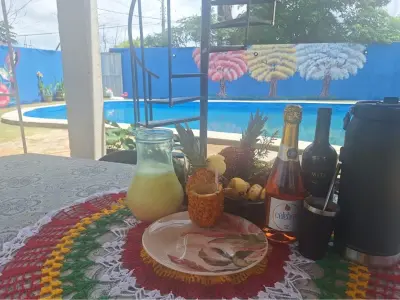 Quinta for sale with pool in Limpio, Central 4