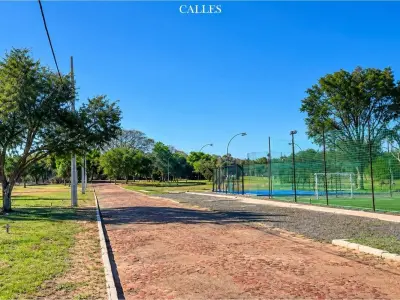 Terreno de 756 m² à venda no condomínio fechado Pindó, San Bernardino 4