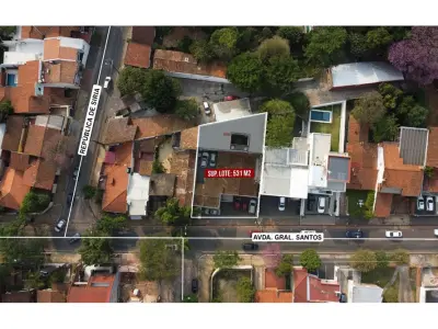 Residência ampla à venda para escritório no Barrio Jara 3