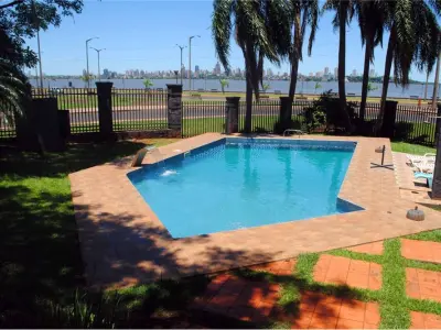 Residencia de lujo en venta en Encarnación, Itapúa 3