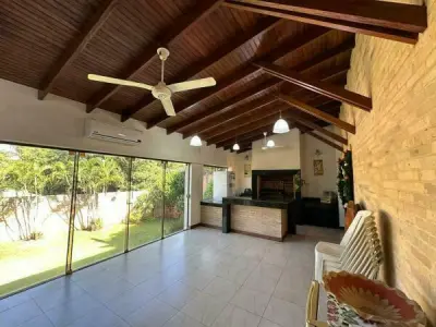 Residencia en venta en barrio Santa Ana, Asunción 3