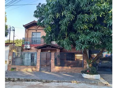 Residencia en venta en Campo Grande, Luque, con 12 dormitorios 3