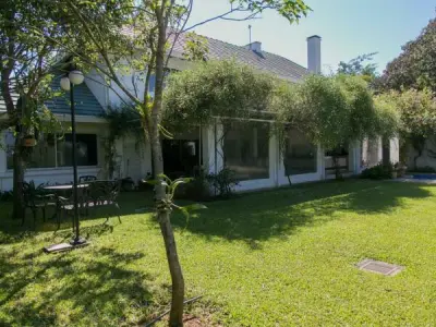 Residência à venda no Yacht, Lambaré – 2.512 m² com vista para o rio 3