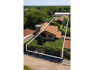 Residência à venda em Limpio, Central 3