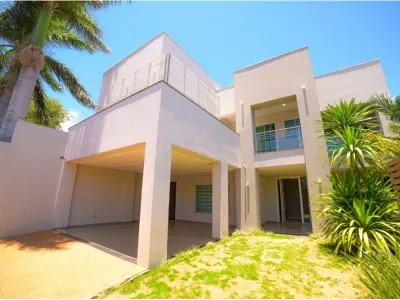 Residência à venda em Los Laureles, Assunção 3