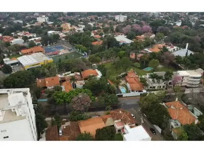 Residencia en venta en Mariscal Estigarribia, Asunción 3