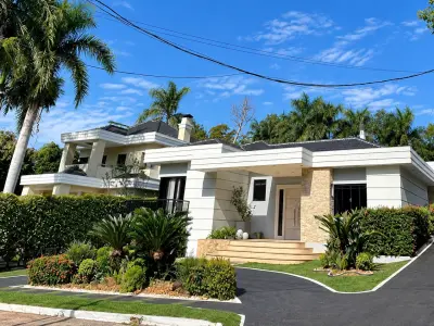 Casa à venda no Paraná Country Club, Hernandarias 2