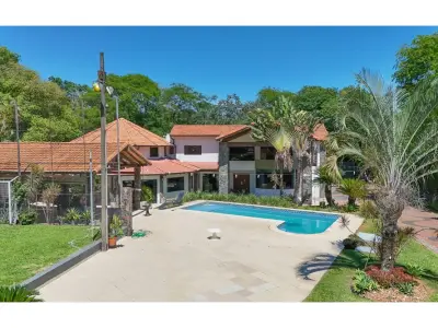 House for sale in Santa Librada, Asunción 3