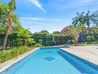 House for sale in Santa Librada, Asunción 4