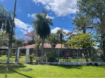 Residência à venda de frente para o Lago Ypacaraí, San Bernardino 4