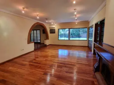 Residência à venda na Av. Mariscal López, Assunção 3