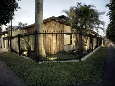 Exclusive Residence for Sale in Laguna Grande, Fernando de la Mora 4