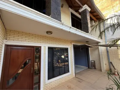 Residência moderna e espaço comercial à venda em Encarnación 4