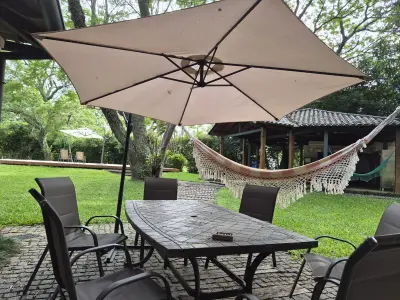 Residencia premium en venta en condominio, Lambaré 4