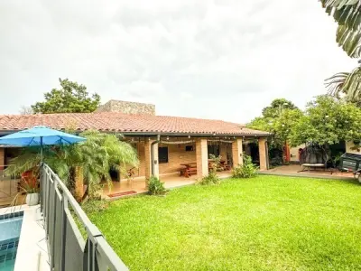 Residencia premium en venta en Valle Pucú, Areguá 2
