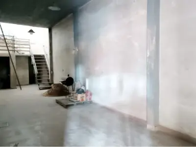 Salão comercial com depósito à venda em San Lorenzo, 600 m² 4