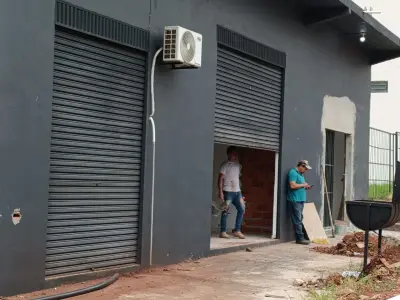 Salón comercial en alquiler en Barrio Boquerón II 2