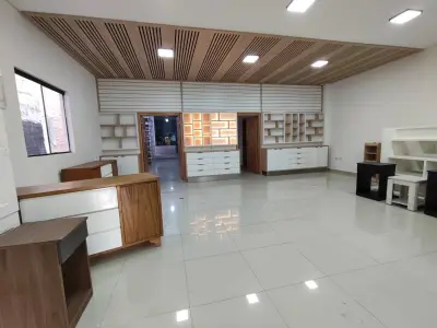 120 m² Commercial Space for Rent in Jara, Asunción 3