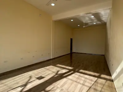 Salão comercial para alugar no bairro San Isidro, Encarnación 4