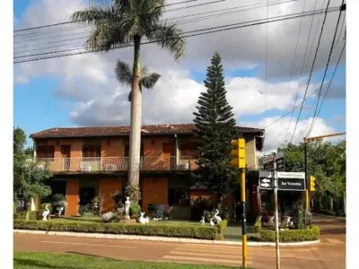 Salón comercial en alquiler en Caazapá, centro 2