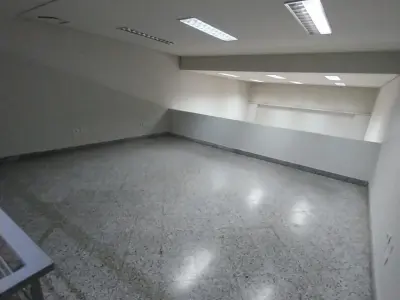 Salón comercial en alquiler en el centro de Asunción – 90 m² 4