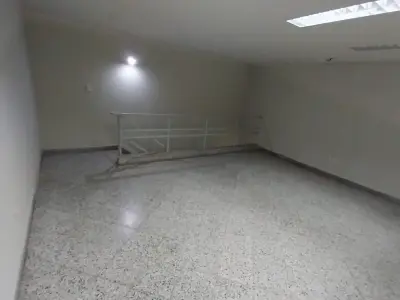 Salón comercial en alquiler en el centro de Asunción – 90 m² 5