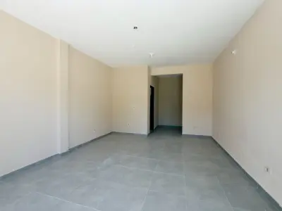Salão comercial para alugar em Fátima, San Lorenzo 4