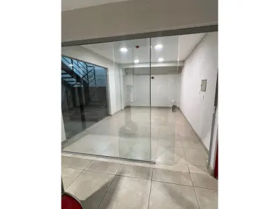 Salão comercial para alugar na Galería Central, San Lorenzo 4