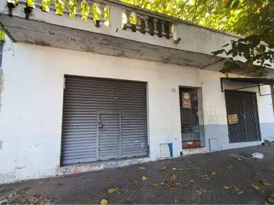 Salão comercial para alugar em General Díaz, Assunção 2