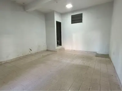 Salão comercial para alugar em General Díaz, Assunção 4